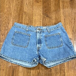 Levi's Blue Jean Shorts High-Waisted size 13